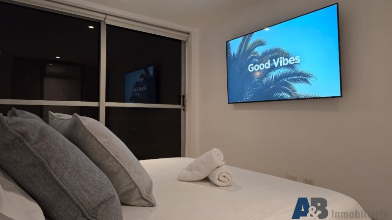 Apartamento en arriendo en El Poblado, Medellín · foto 3 de 19