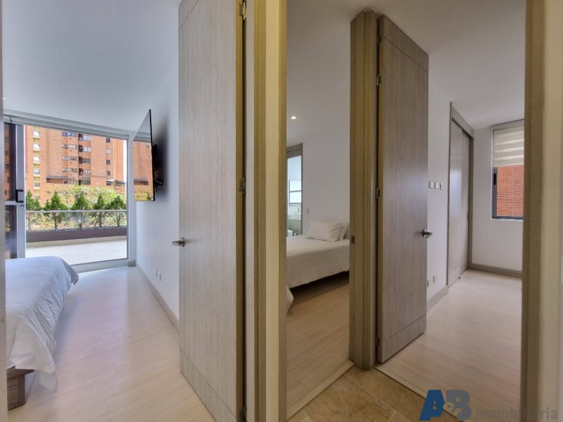 Apartamento en arriendo en El Poblado, Medellín · foto 5 de 19