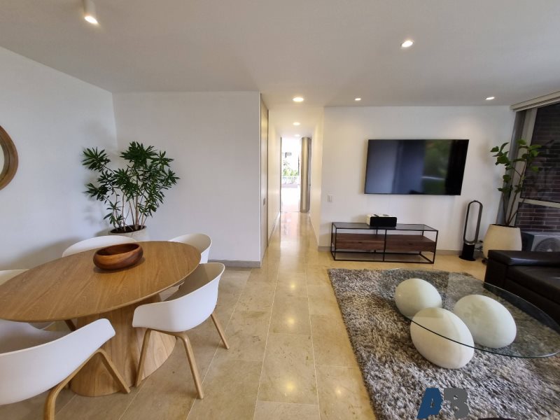 Apartamento en arriendo en El Poblado, Medellín · foto 9 de 19