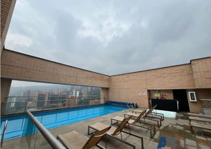 Apartamento de 3 alcobas en venta en Los Balsos, Medellín, 110 m² · foto 7 de 10