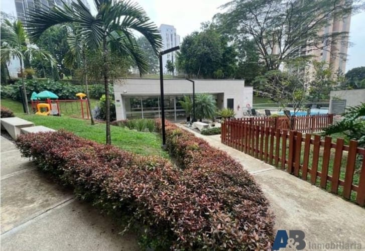 Apartamento de 3 alcobas en venta en Los Balsos, Medellín, 110 m² · foto 9 de 10