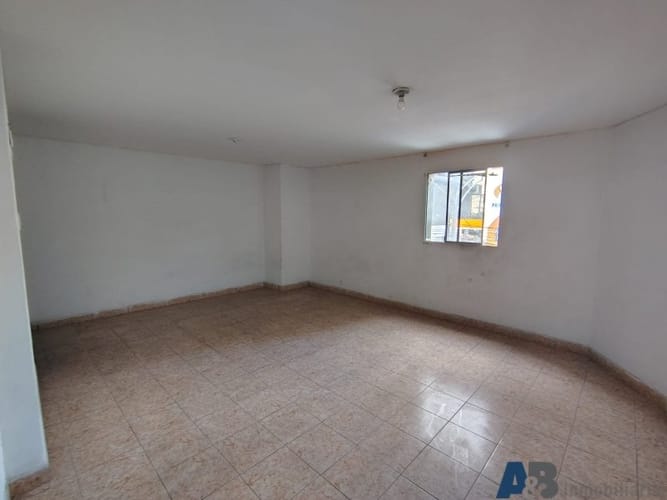 Edificio en venta en Suramericana, Medellín, 1698 m² · foto 11 de 14