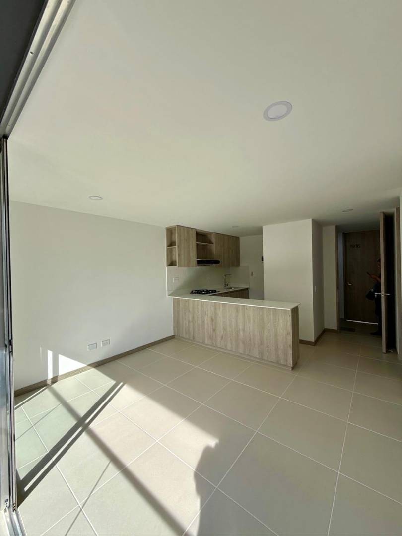 Apartamento en venta en Fatima, Itagüí · foto 6 de 24