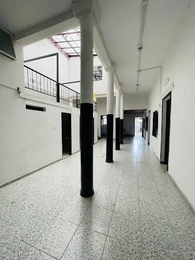 Casa de 16 alcobas en arriendo en Santa Teresita, Pereira, 620 m² · foto 2 de 24