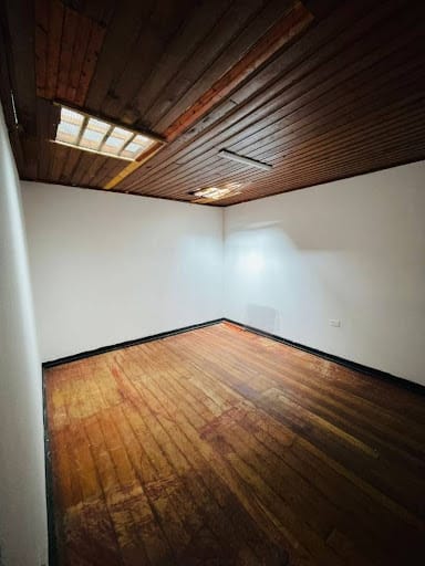 Casa de 16 alcobas en arriendo en Santa Teresita, Pereira, 620 m² · foto 11 de 24