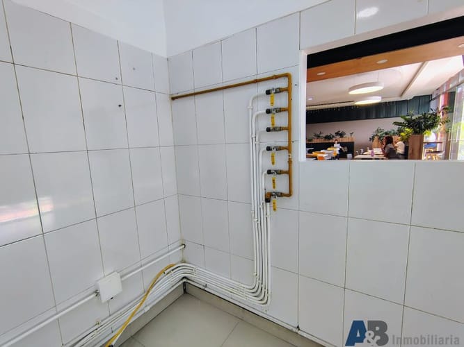 Local en arriendo en Perpetuo Socorro, Medellín, 45 m² · foto 5 de 10