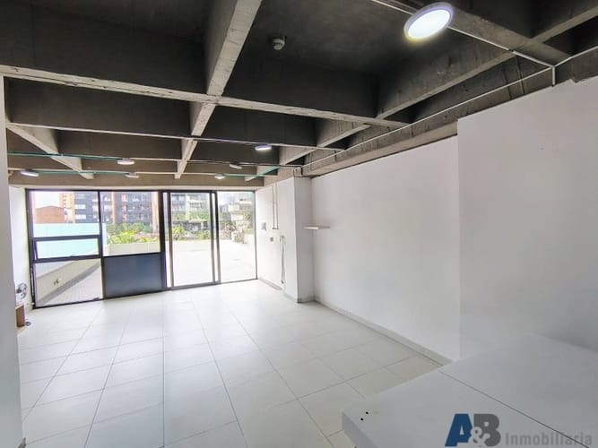 Oficina en arriendo en Laureles, Medellín, 40 m² · foto 7 de 13