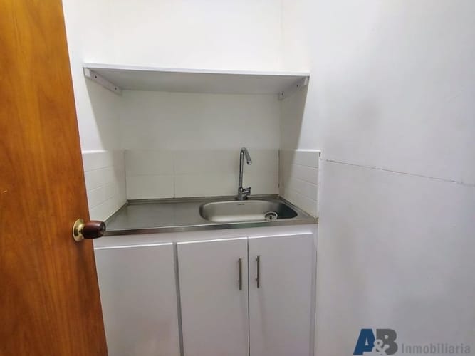 Oficina en arriendo en La Florida, Medellín, 68 m² · foto 5 de 6