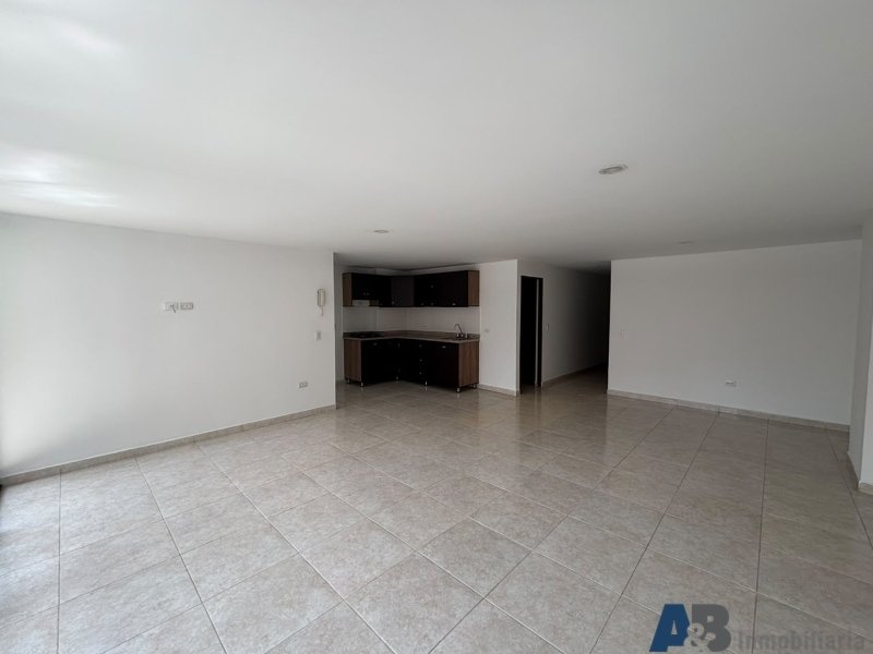 Apartamento en arriendo en Las Lomitas, Sabaneta · foto 7 de 17