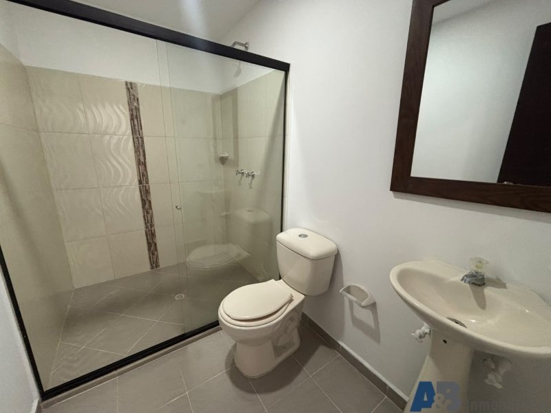 Apartamento en arriendo en Las Lomitas, Sabaneta · foto 12 de 17