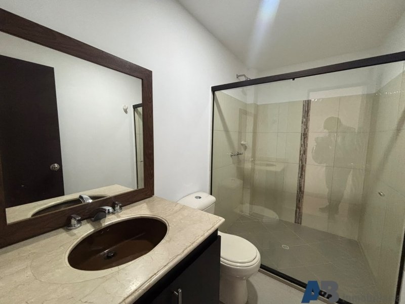 Apartamento en arriendo en Las Lomitas, Sabaneta · foto 13 de 17