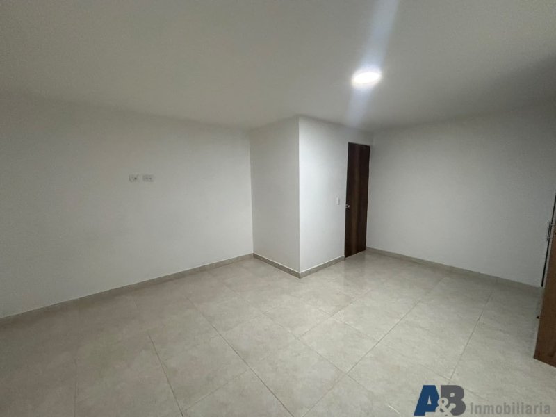 Apartamento en arriendo en Las Lomitas, Sabaneta · foto 14 de 17