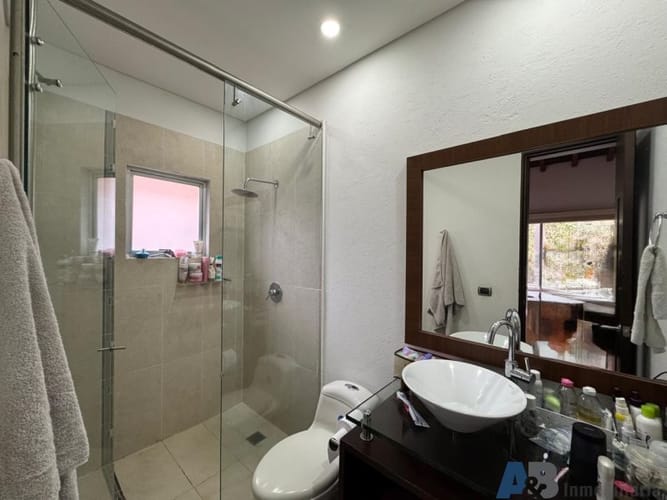 Casa de 4 alcobas en venta en Loma De La Doctora, Sabaneta, 470 m² · foto 15 de 22