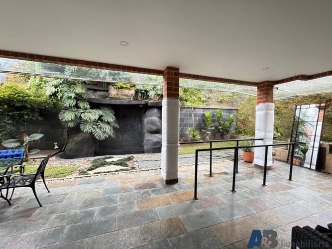 Casa de 4 alcobas en venta en Loma De La Doctora, Sabaneta, 470 m² · foto 18 de 22