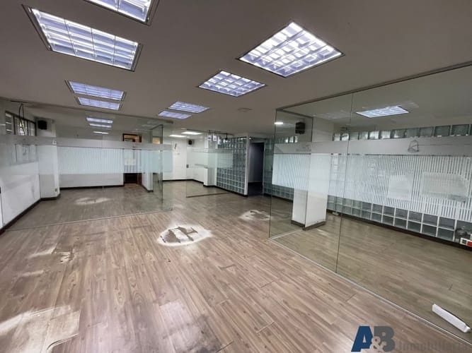 Bodega en venta en Noel, Medellín, 900 m² · foto 3 de 13