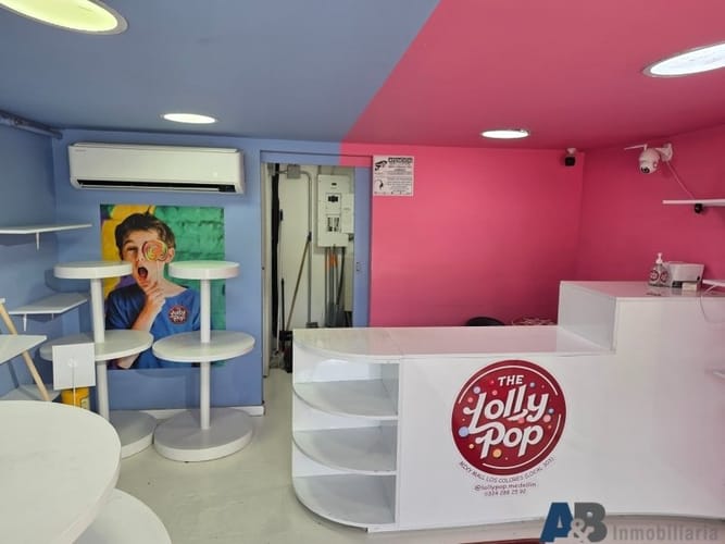 Local en venta en Los Colores, Medellín, 30 m² · foto 3 de 8