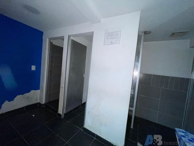 Bodega en venta en Noel, Medellín, 900 m² · foto 11 de 13