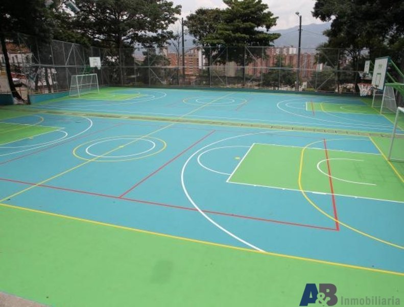 Apartamento en venta en Viviendas Del Sur, Itagüí · foto 14 de 17
