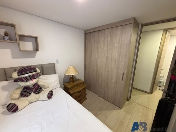 Apartamento de 3 alcobas en venta en Loma De La Doctora, Sabaneta, 70 m² · foto 13 de 22