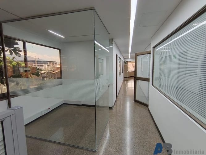 Bodega en arriendo en Manuel Restrepo, Sabaneta, 3198 m² · foto 12 de 24