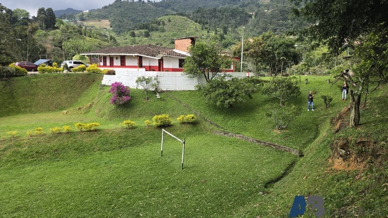 Lote en venta en Pueblo Viejo, La Estrella, 15000 m² · foto 5 de 21