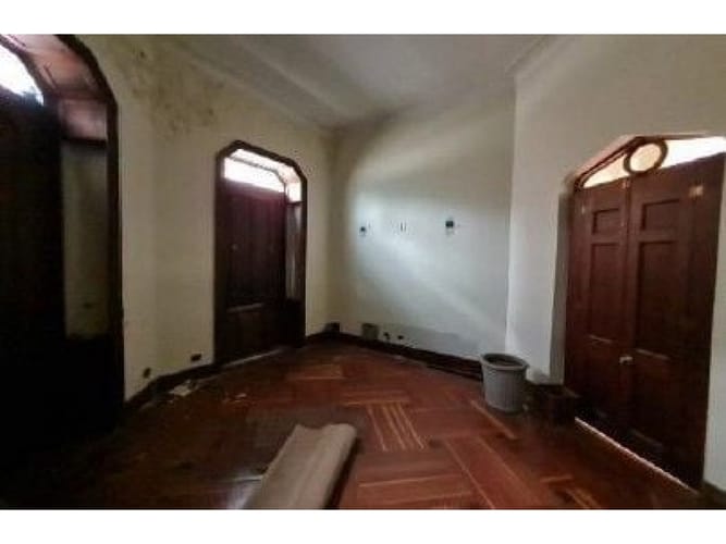 Local en venta en Villanueva, Medellín, 465 m² · foto 4 de 15