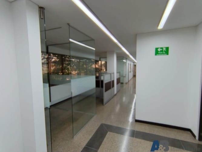 Bodega en venta en Manuel Restrepo, Sabaneta, 3198 m² · foto 18 de 24