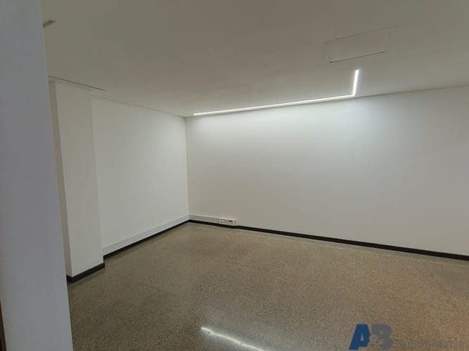 Bodega en venta en Manuel Restrepo, Sabaneta, 3198 m² · foto 22 de 24