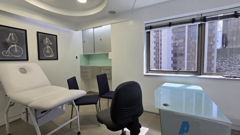 Oficina en arriendo en Villa Nueva, Medellín, 42 m² · foto 6 de 15