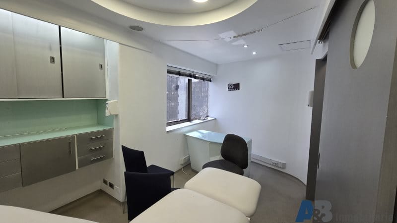 Oficina en arriendo en Villa Nueva, Medellín, 42 m² · foto 7 de 15