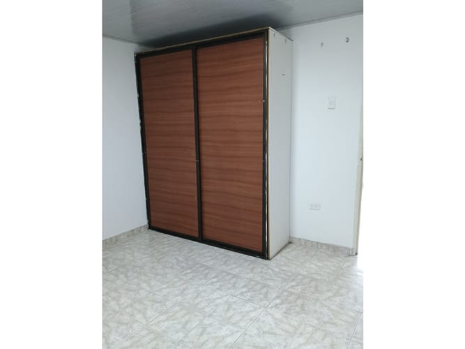 Casa de 7 alcobas en venta en Los Guayacanes, Cali, 220 m² · foto 9 de 24