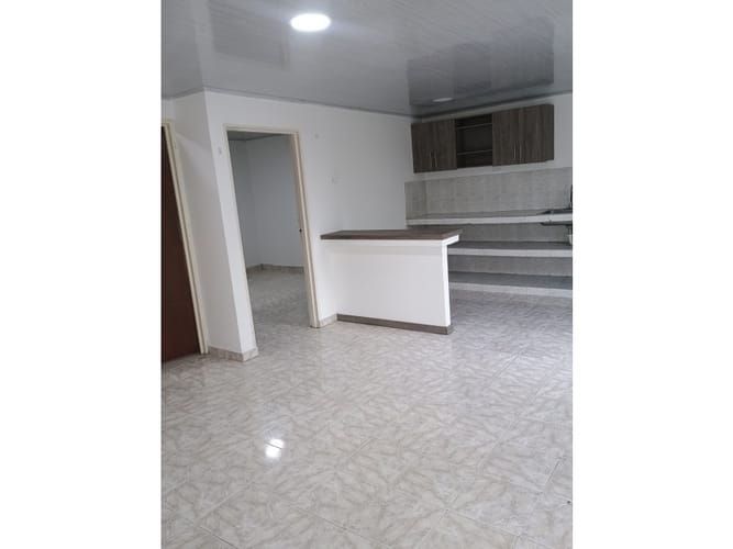 Casa de 7 alcobas en venta en Los Guayacanes, Cali, 220 m² · foto 12 de 24
