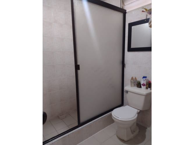 Casa de 7 alcobas en venta en Los Guayacanes, Cali, 220 m² · foto 17 de 24
