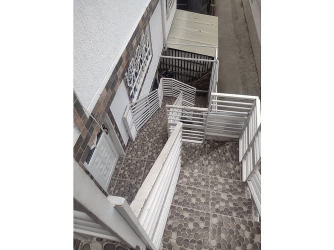 Casa de 7 alcobas en venta en Los Guayacanes, Cali, 220 m² · foto 22 de 24