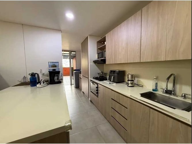 Apartamento de 3 alcobas en venta en Viviendas Del Sur, Medellín, 126 m² · foto 5 de 24