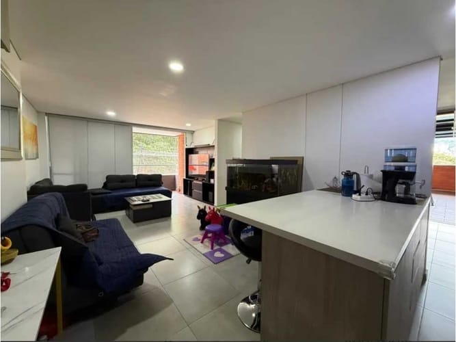Apartamento de 3 alcobas en venta en Viviendas Del Sur, Medellín, 126 m² · foto 7 de 24