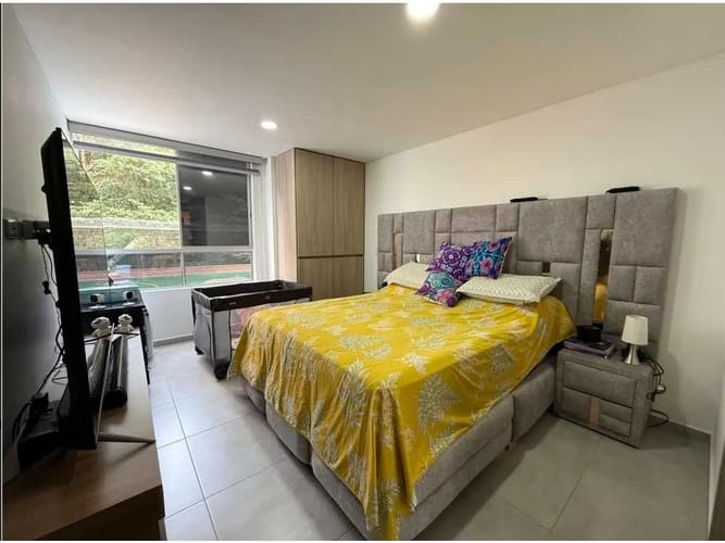 Apartamento de 3 alcobas en venta en Viviendas Del Sur, Medellín, 126 m² · foto 16 de 24