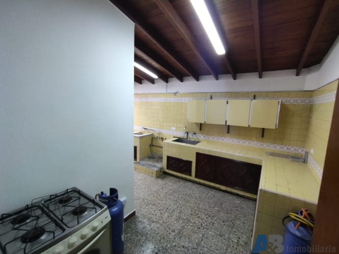 Casa de 3 alcobas en venta en Cataluña, Medellín, 220 m² · foto 12 de 20