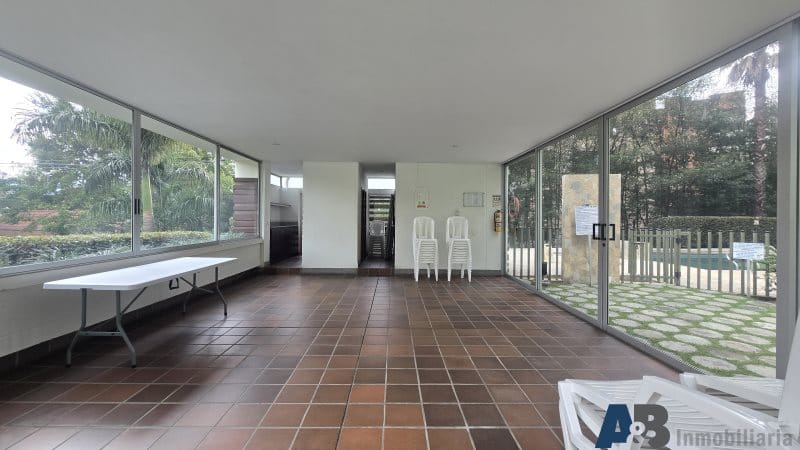 Casa de 4 alcobas en venta en San Lucas, Medellín, 340 m² · foto 24 de 24
