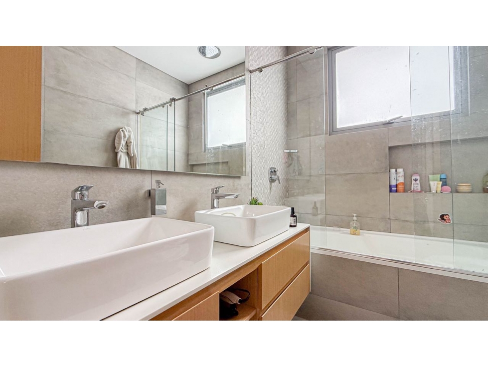 Apartamento en venta en Chico, Bogotá · foto 8 de 16