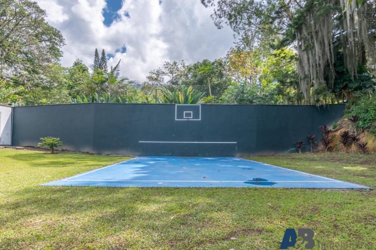 Casa de 6 alcobas en venta en Loma Del Escobero, Envigado · foto 18 de 21