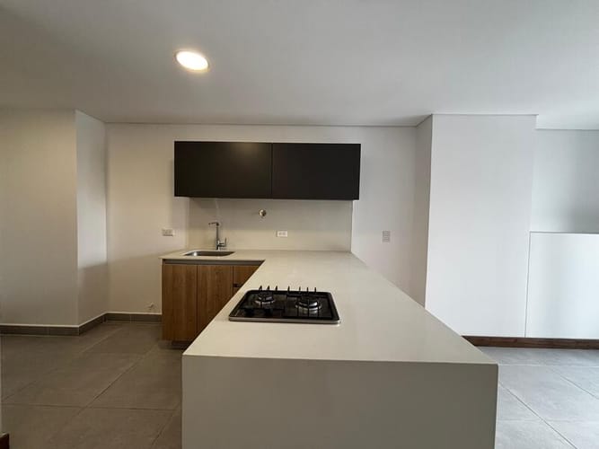 Apartaestudio en arriendo en Villa Carlota, Medellín, 53 m² · foto 4 de 8