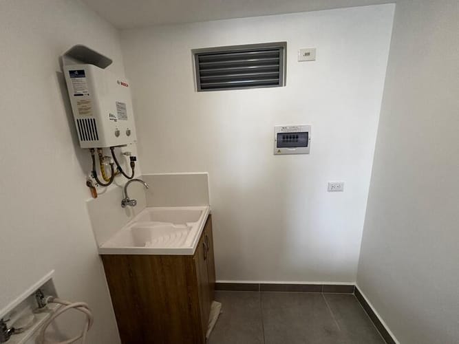 Apartaestudio en arriendo en Villa Carlota, Medellín, 53 m² · foto 6 de 8