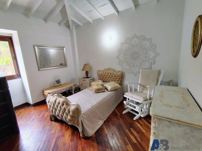Casa de 4 alcobas en venta en La Florida, Medellín, 345 m² · foto 10 de 22