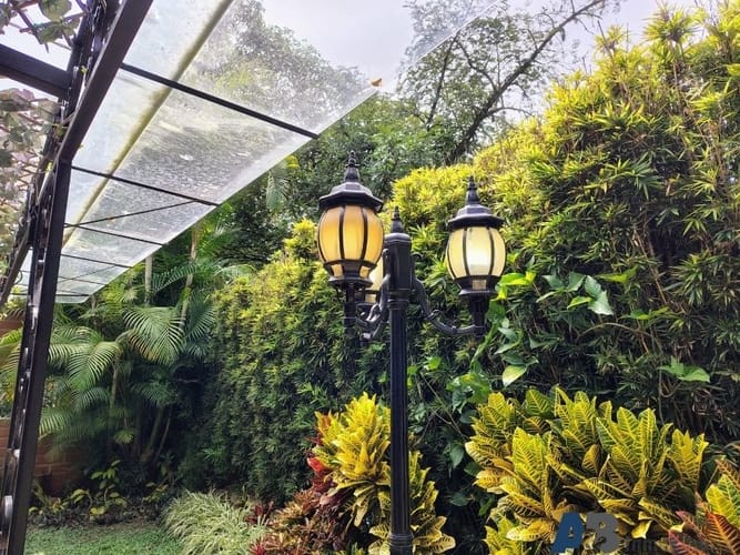 Casa de 4 alcobas en venta en La Florida, Medellín, 345 m² · foto 22 de 22