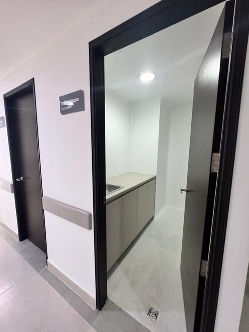 Edificio en arriendo en Santa Monica, Cali, 1000 m² · foto 14 de 24
