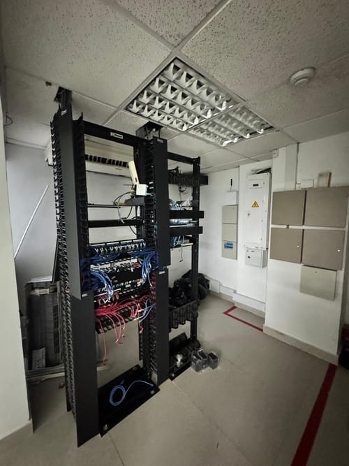 Edificio en arriendo en Santa Monica, Cali, 1000 m² · foto 15 de 24