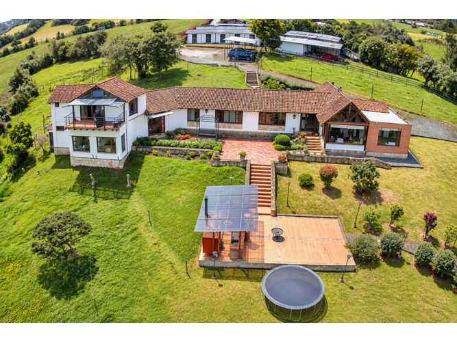 Finca en venta en Frailejonal, La Calera, 500 m² · foto 2 de 24