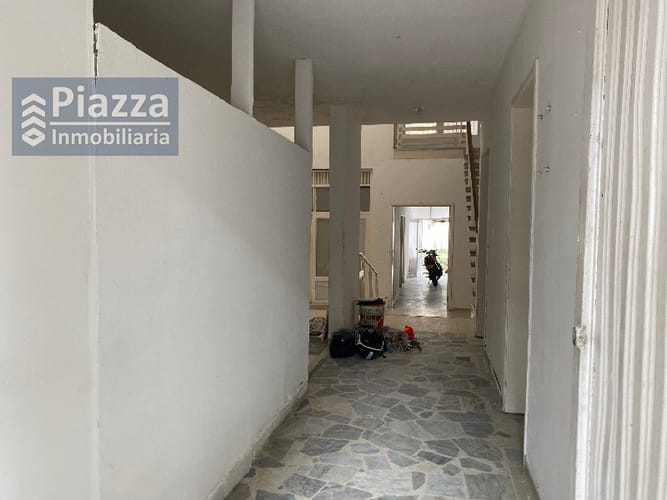 Casa de 10 alcobas en arriendo en Inem, Ibagué, 500 m² · foto 2 de 24
