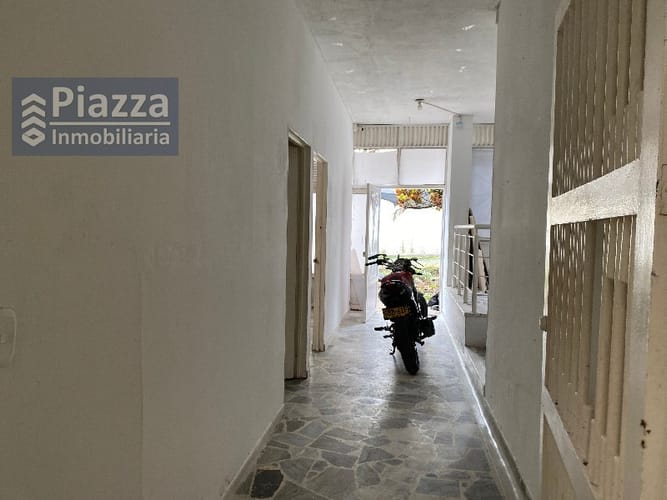 Casa de 10 alcobas en arriendo en Inem, Ibagué, 500 m² · foto 4 de 24